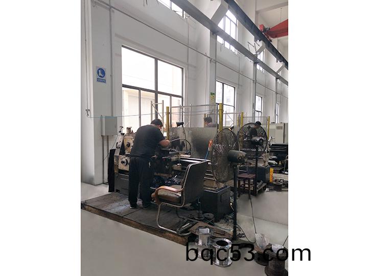 生産(chan)設(she)備